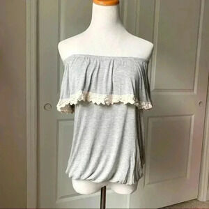 New York & company grey 2-way off the shoulder top
